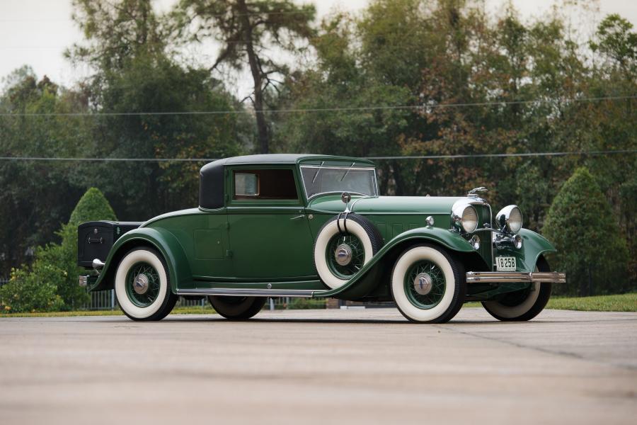  Lincoln Model KB Coupe by Judkins (244-B) 1932 года  (фото 1 из 52)